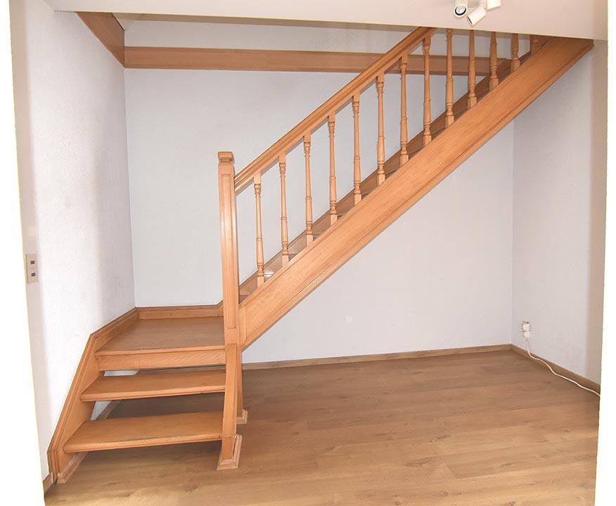 traphal met trap naar verdieping